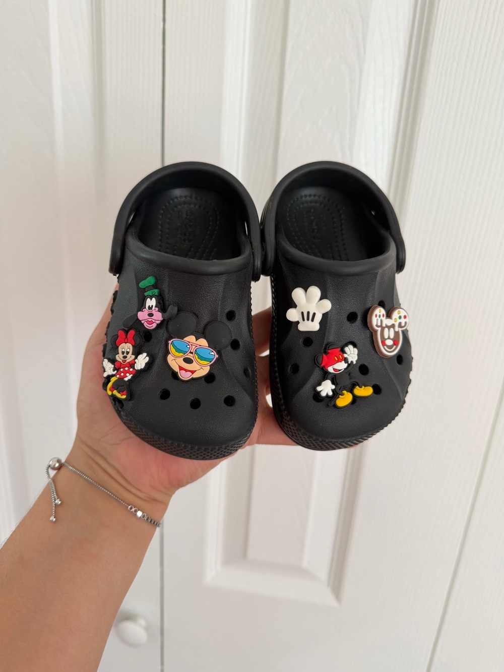 🦋Crocs toddler unisex Black 
Size-7
